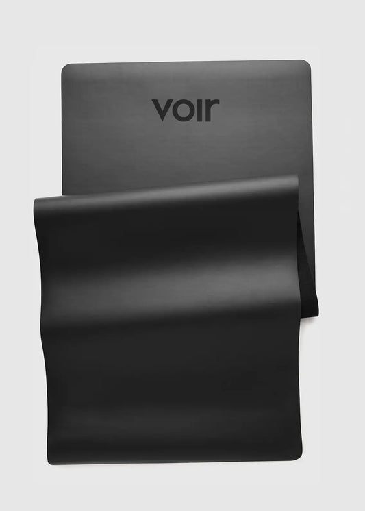 Mat, essential, black. negro, yoga, pilates, premium, PU, antideslizante, caucho natural, amortiguación, eco-friendly, duradero, VOIR, esterilla, práctica, cómodo, profesional, libre de químicos, REACH, ROHS, antimicrobiano.